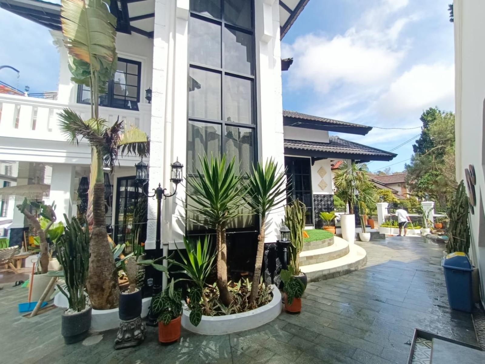 Villa Kota Bunga Malini 10 Cikundul Екстер'єр фото