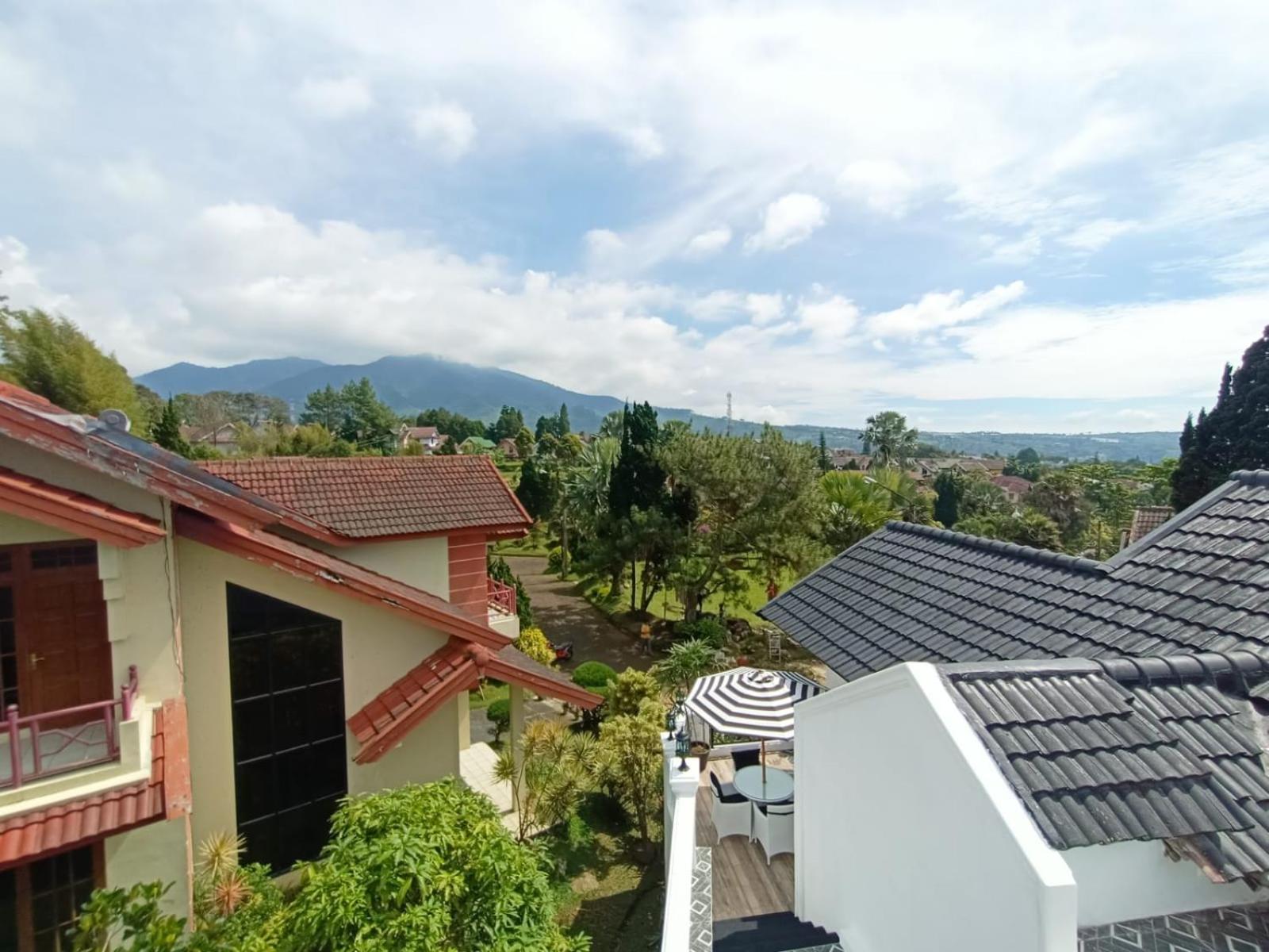 Villa Kota Bunga Malini 10 Cikundul Екстер'єр фото